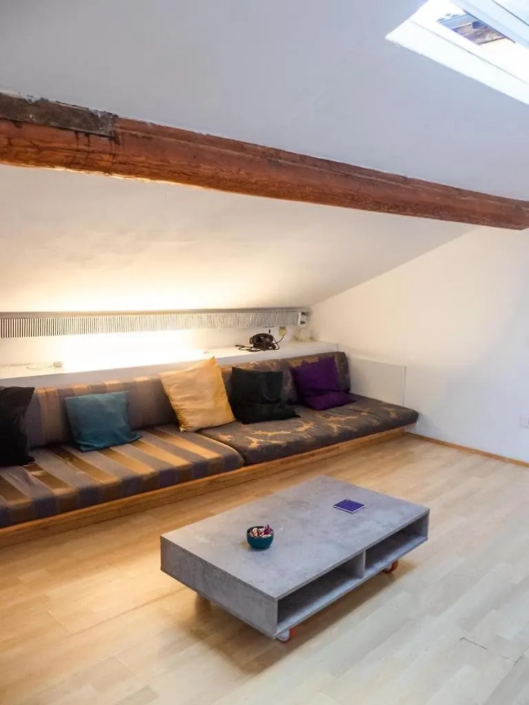 Apartmán Mansardina Petroni Boloňa